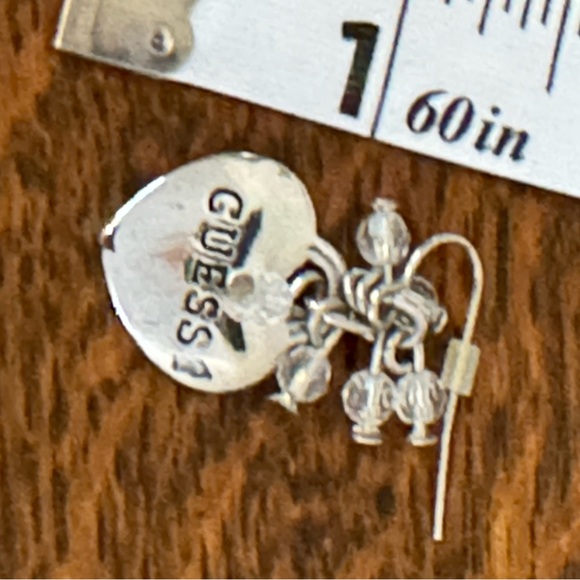 Guess earrings - Picture 4 of 4